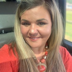 Meet your Posher, Lyndsey